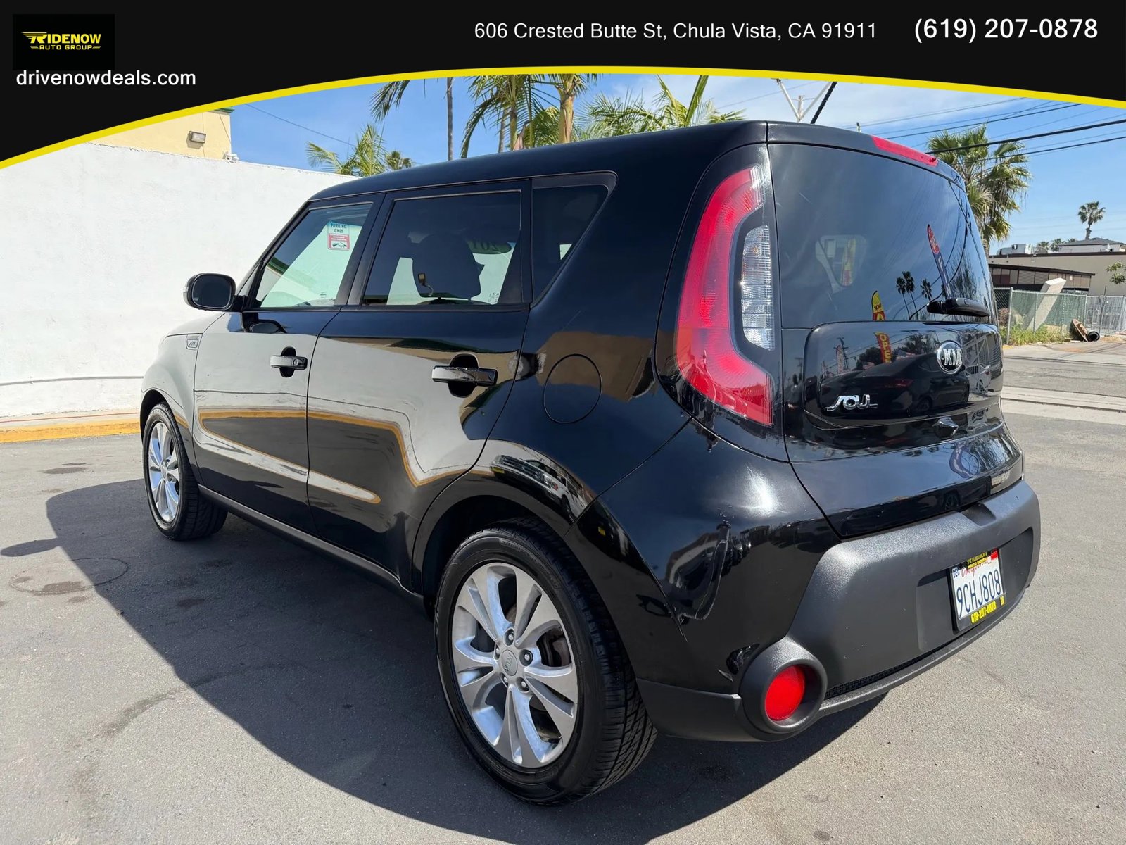 Used 2014 Kia Soul + w/ Audio Package FWD image 7