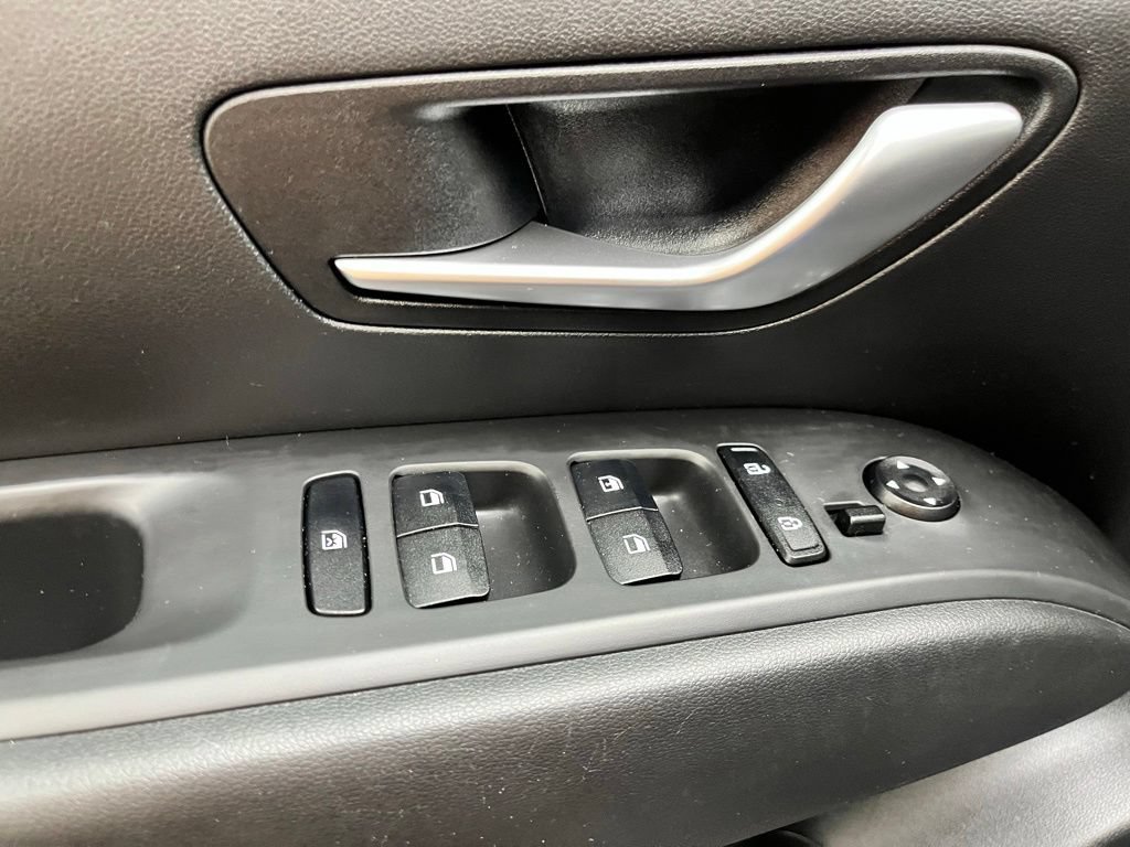 Used 2023 Hyundai Tucson SE AWD/4WD image 17