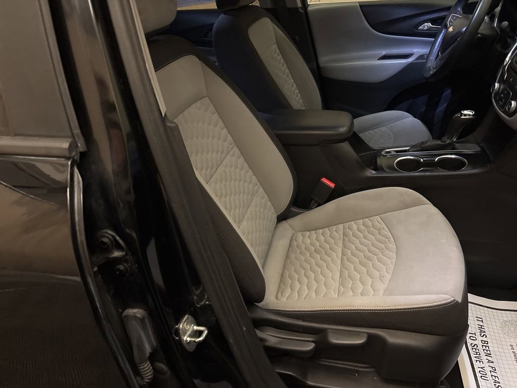 Used 2020 Chevrolet Equinox LS w/ LPO, Floor Liner Package image 23