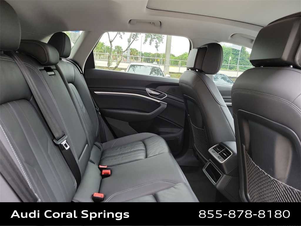 Used 2021 Audi e-tron Premium w/ Convenience Plus Package image 21