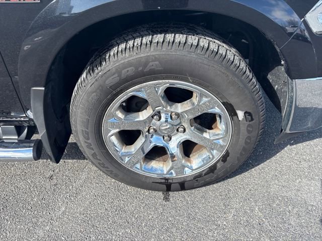 Used 2017 RAM 1500 Laramie image 9