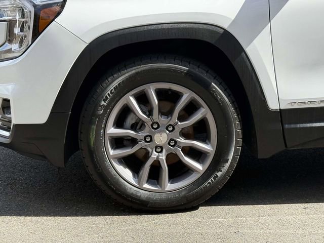 Certified 2024 GMC Terrain SLT image 7
