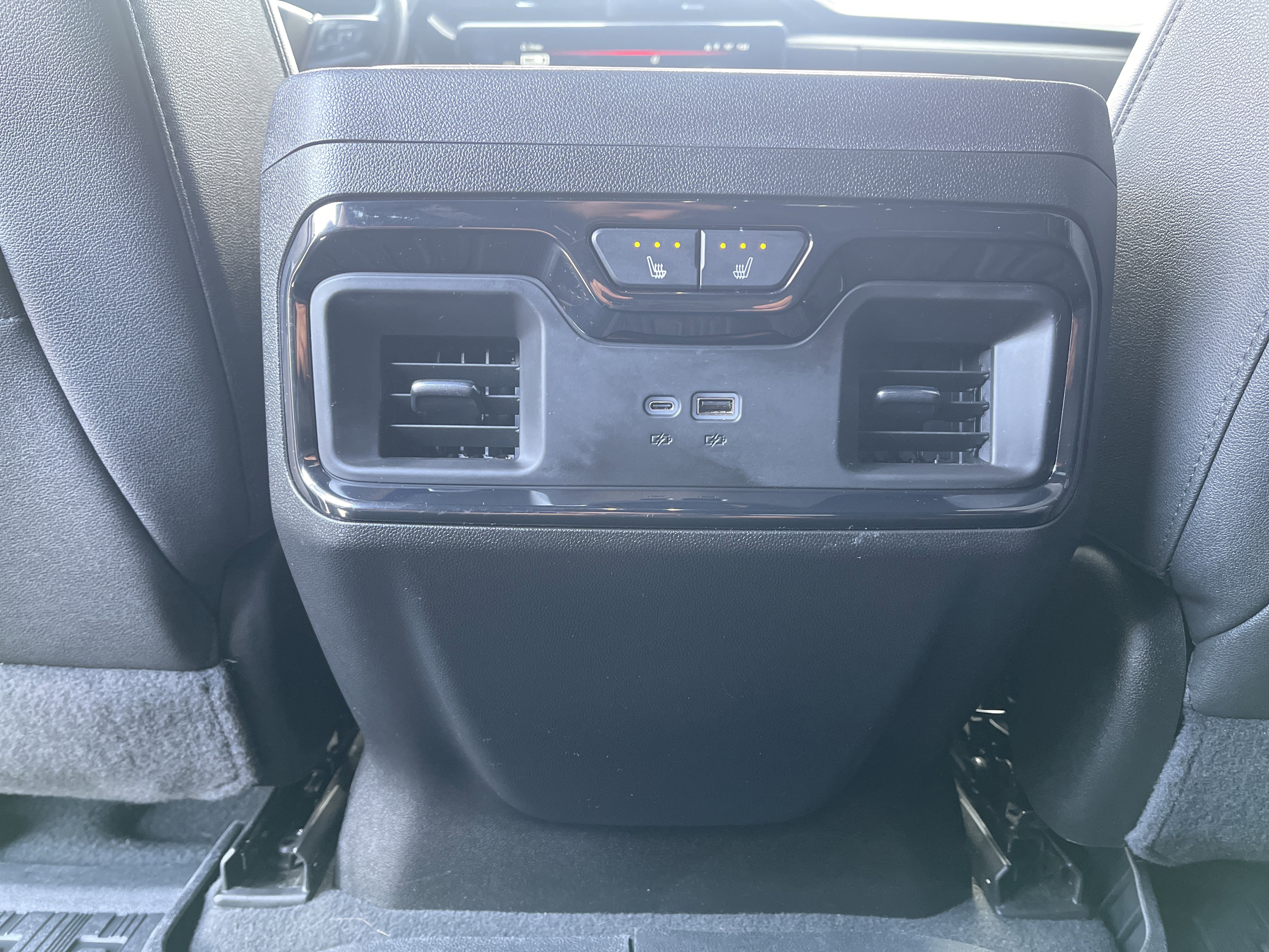 Used 2024 GMC Sierra 2500 AT4 w/ AT4 Premium Plus Package image 28