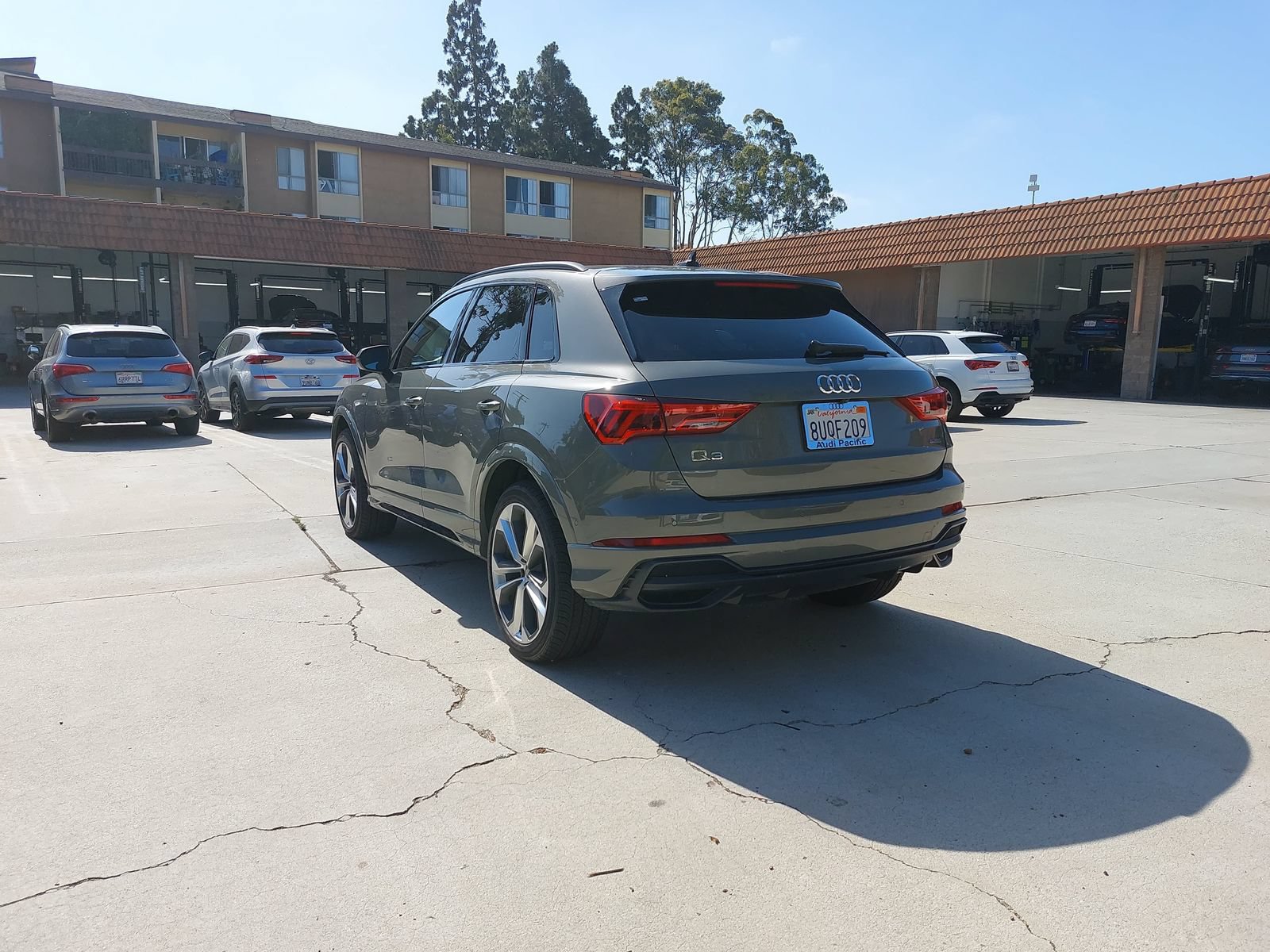 Used 2021 Audi Q3 2.0T Premium Plus w/ Premium Plus Package AWD/4WD image 4