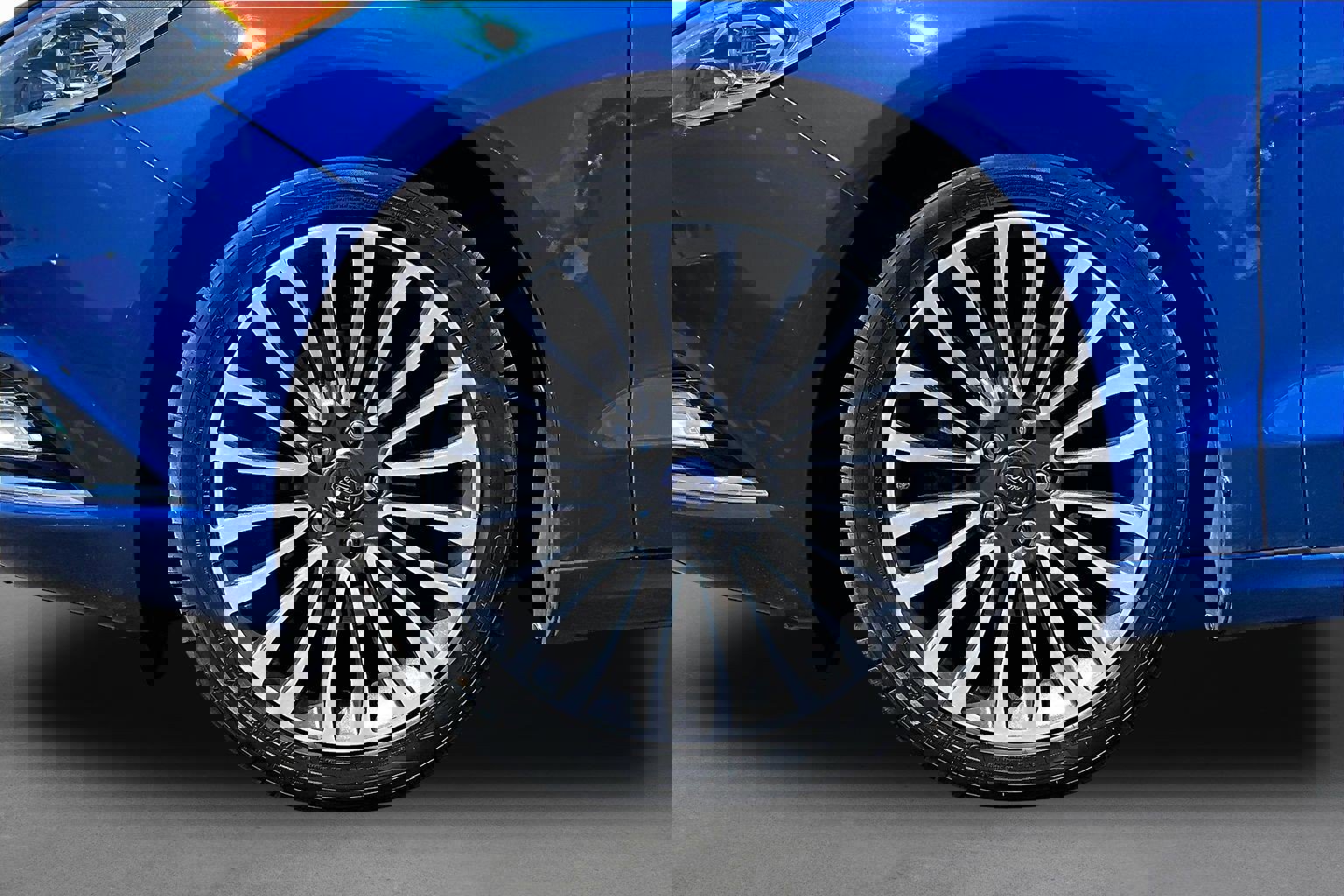 Used 2017 Ford Fusion SE w/ Fusion SE Technology Package image 7