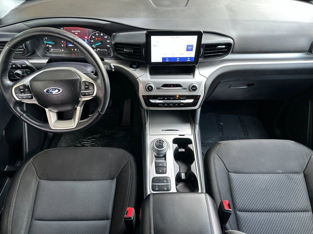 Certified 2022 Ford Explorer XLT image 13