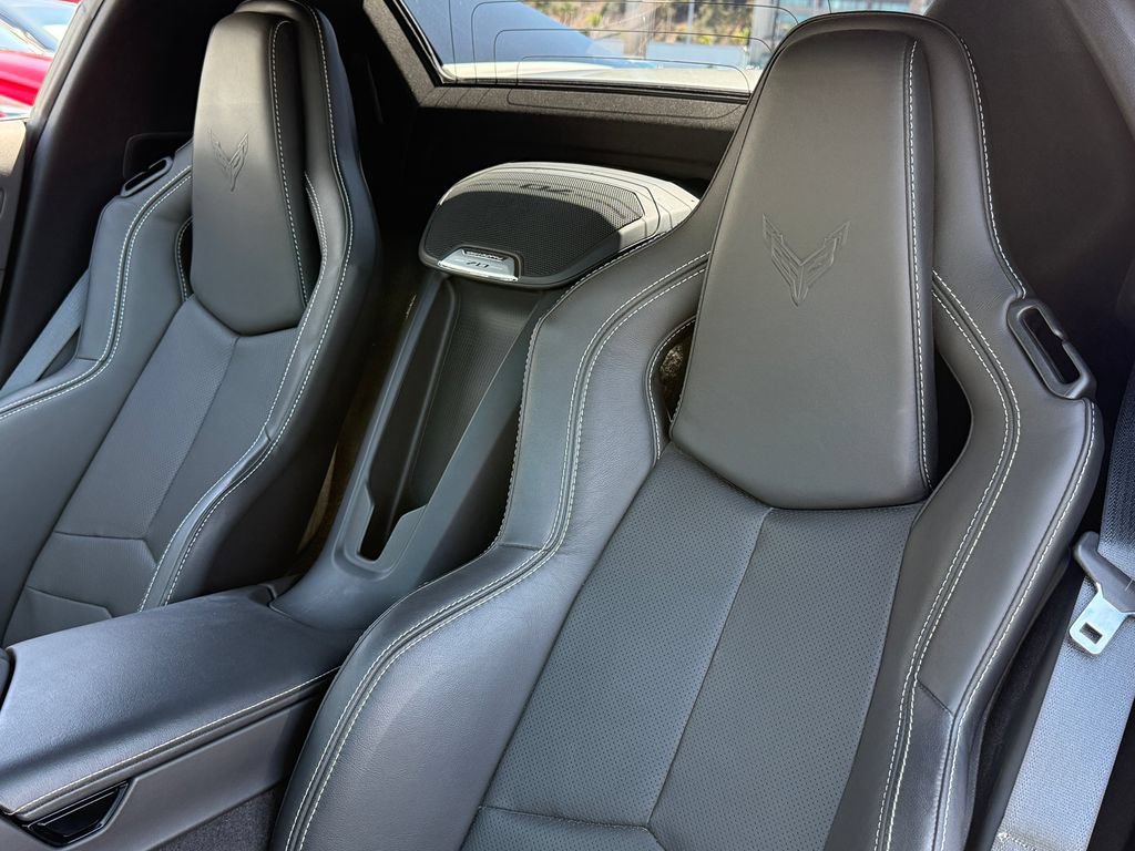 Used 2023 Chevrolet Corvette Stingray Convertible w/ Z51 Performance Package RWD image 23
