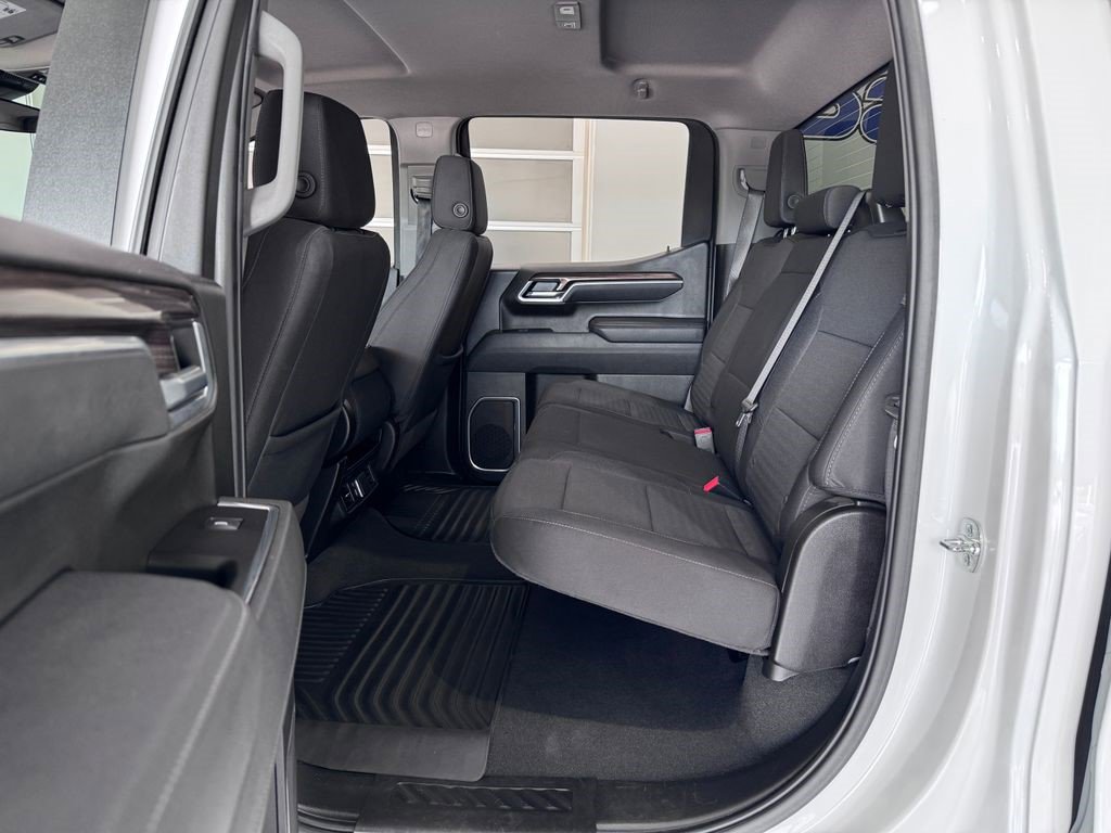 Used 2025 Chevrolet Silverado 1500 LT w/ Work Truck Package AWD/4WD image 13