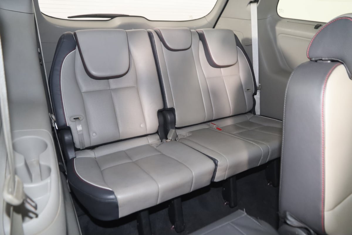 Used 2017 Kia Sedona LX w/ LX Essentials Premium Package FWD image 14