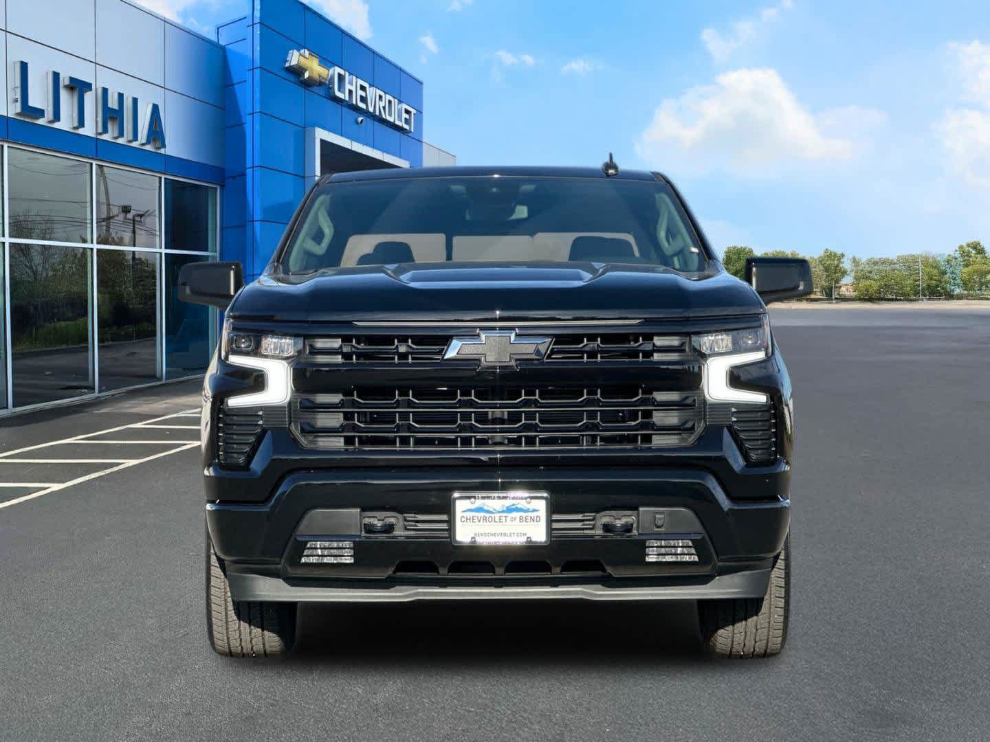 Used 2025 Chevrolet Silverado 1500 RST w/ Dark Appearance Package AWD/4WD image 10