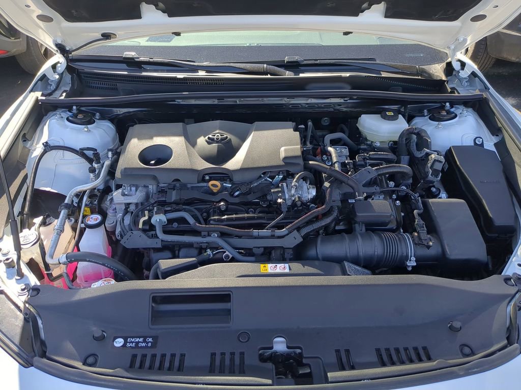 Used 2025 Toyota Camry SE image 33