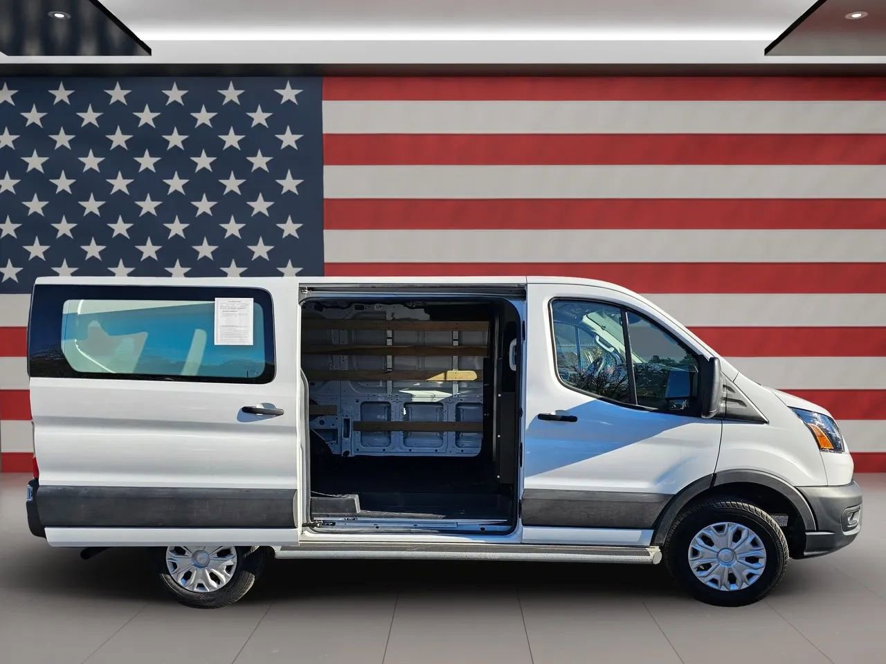 Used 2024 Ford Transit 250 Low Roof w/ Exterior Upgrade Package image 21
