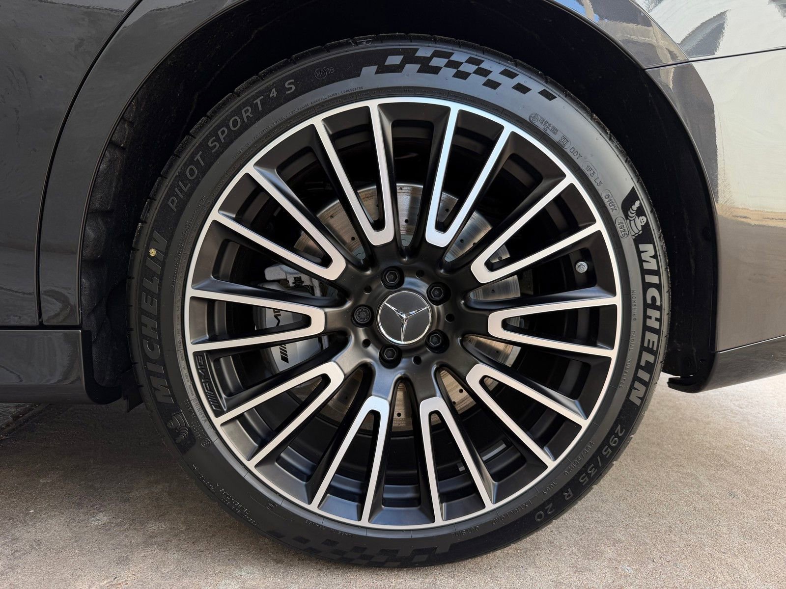 New 2026 Mercedes-Benz E 53 AMG e 4MATIC Sedan image 22