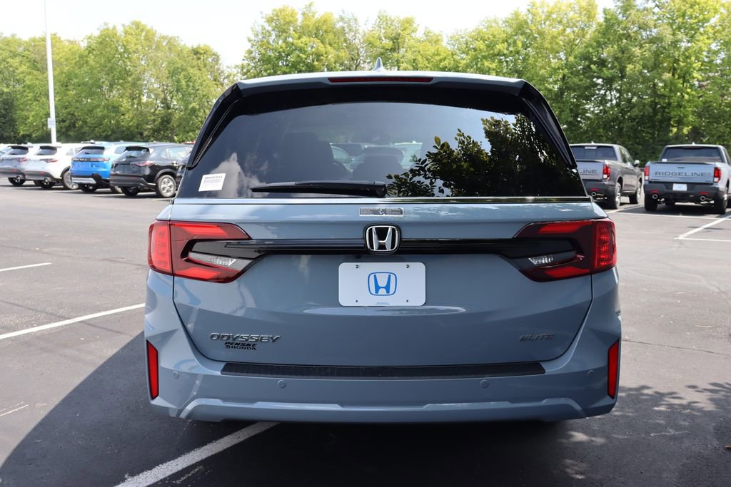 Certified 2026 Honda Odyssey Elite image 4