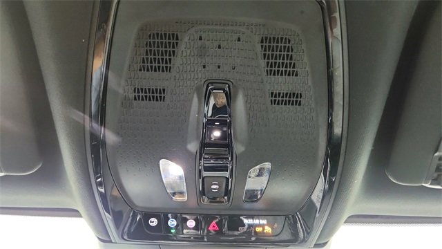 Used 2024 Cadillac Lyriq Luxury image 59