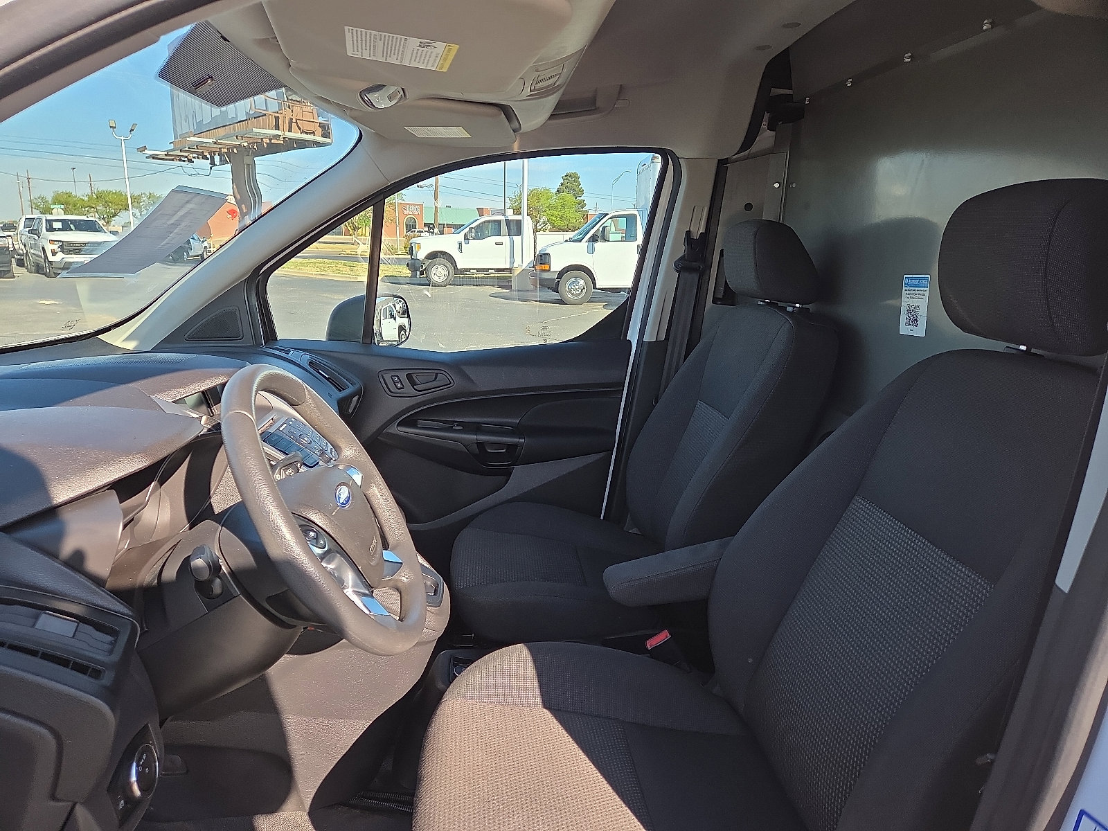 Used 2018 Ford Transit Connect XL image 12