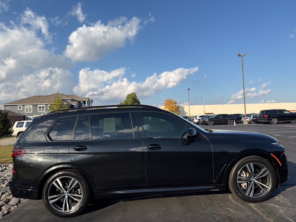 Used 2023 BMW X7 xDrive40i w/ M Sport Package image 6