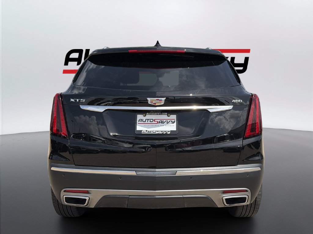Used 2025 Cadillac XT5 Premium Luxury w/ Technology Package FWD image 6