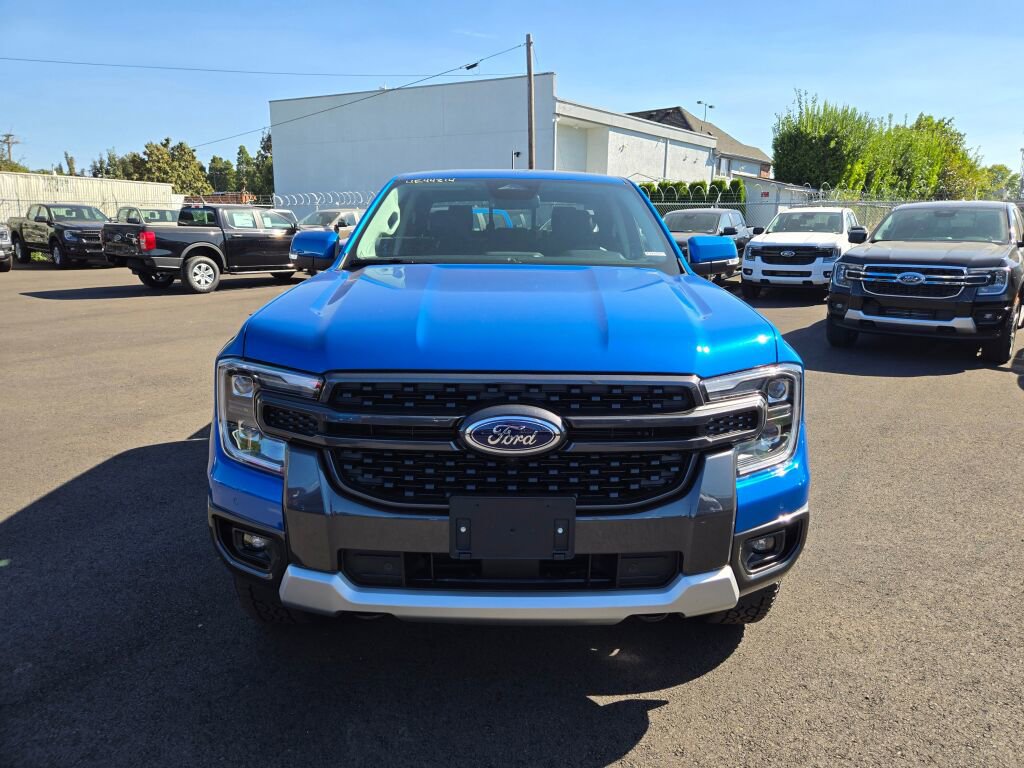 New 2025 Ford Ranger Lariat w/ FX4 Off-Road Package AWD/4WD image 2
