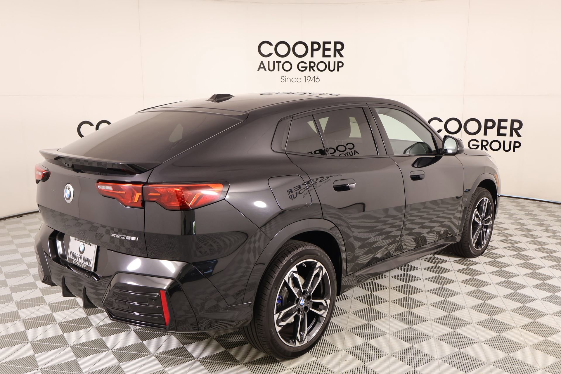 Used 2025 BMW X2 xDrive28i AWD/4WD image 21