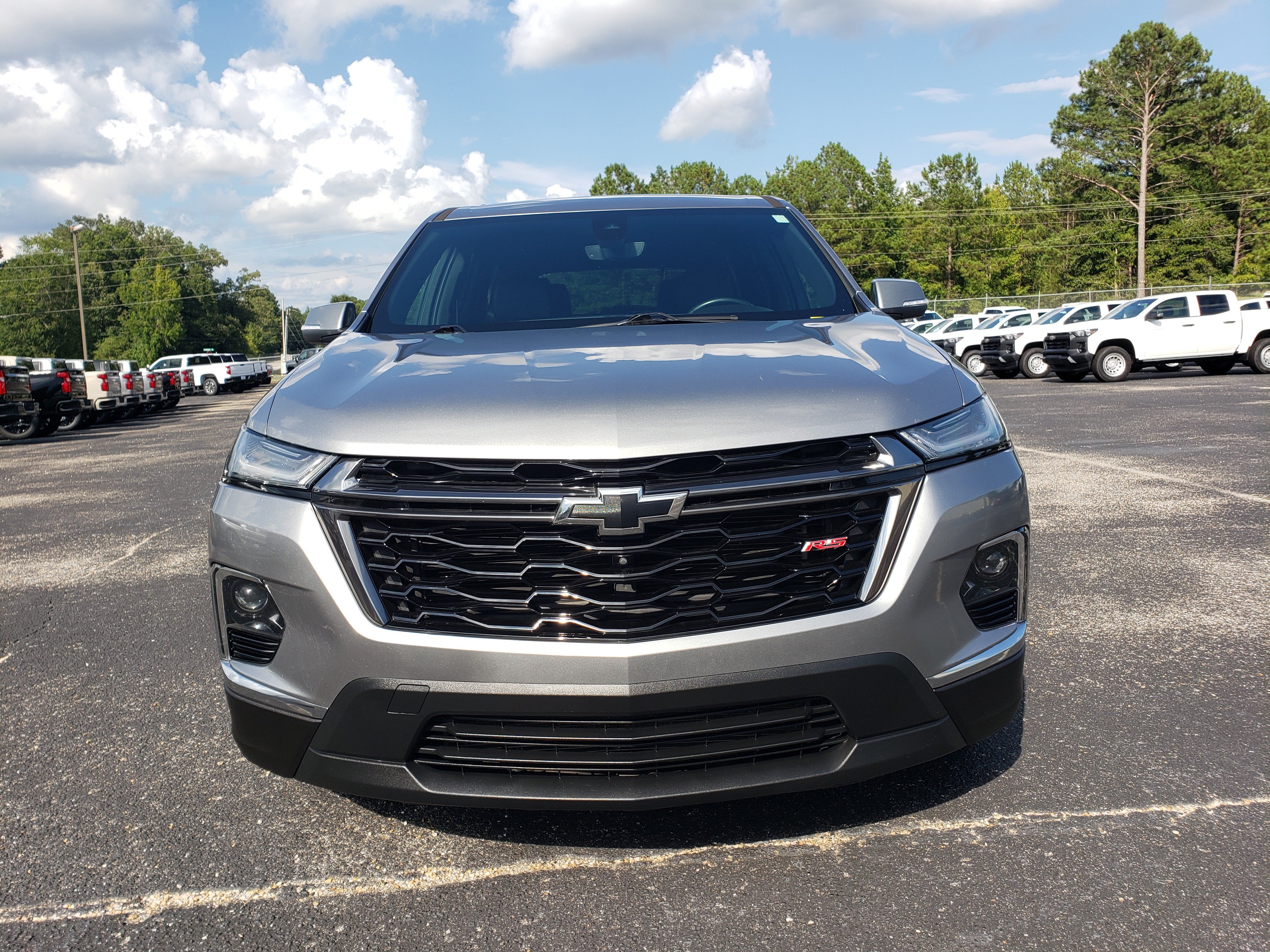 Used 2023 Chevrolet Traverse RS w/ LPO, Floor Liner Package FWD image 7