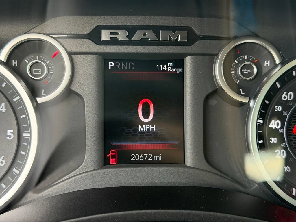 Used 2026 RAM 2500 Big Horn AWD/4WD image 2
