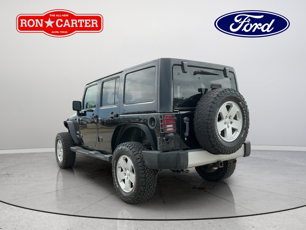 Used 2012 Jeep Wrangler Unlimited Sahara w/ Connectivity Group AWD/4WD image 4