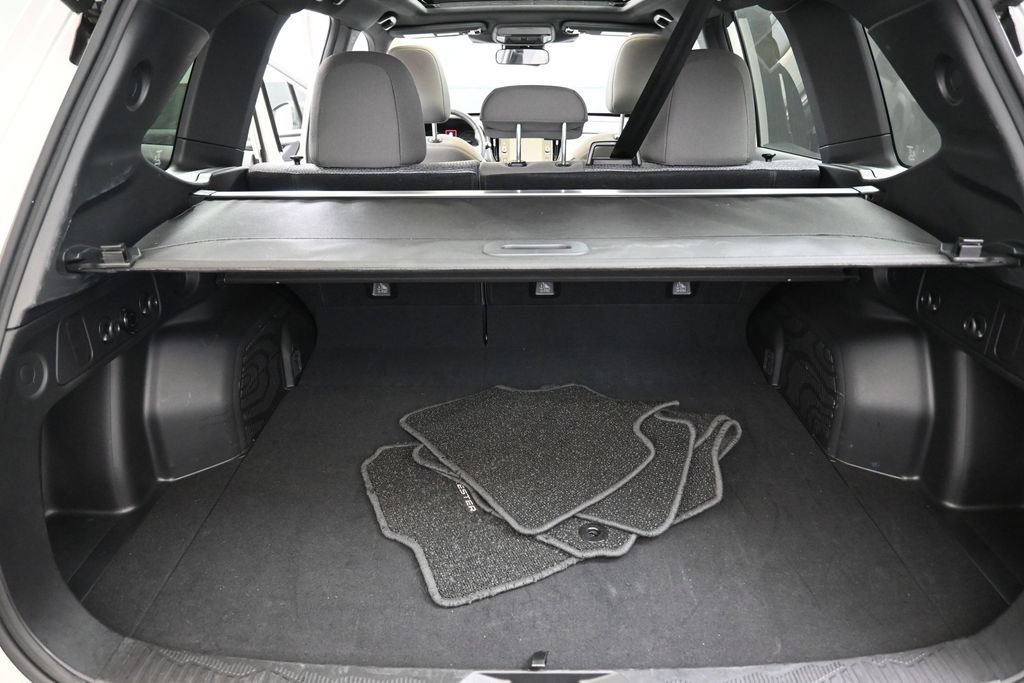 Certified 2025 Subaru Forester Premium AWD/4WD image 20