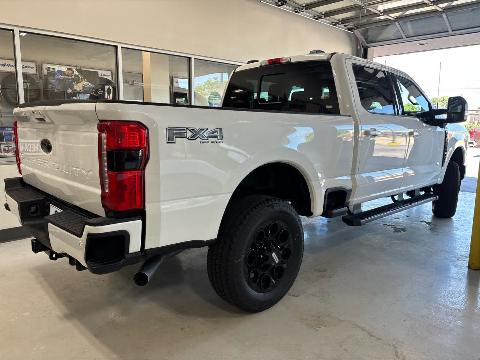 New 2026 Ford F350 Lariat w/ Black Appearance Package AWD/4WD image 9