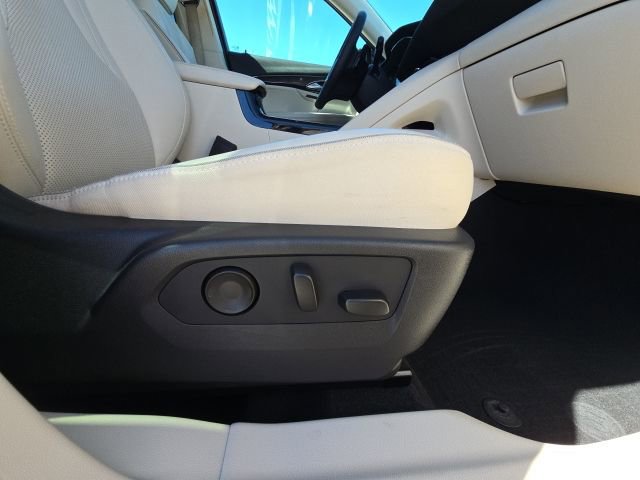 Used 2021 Buick Envision Essence w/ Technology Package I image 19