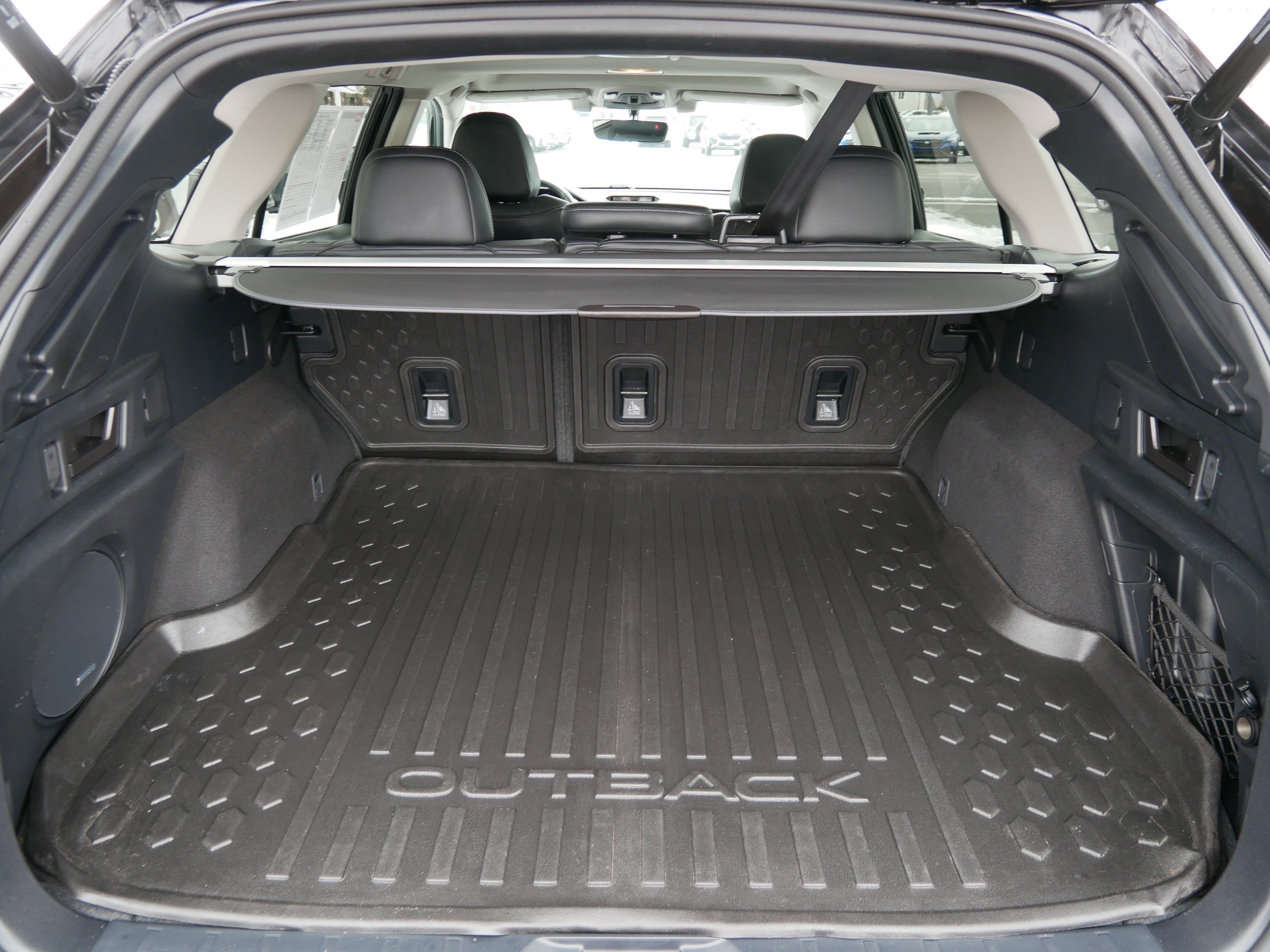 Used 2022 Subaru Outback Limited image 18