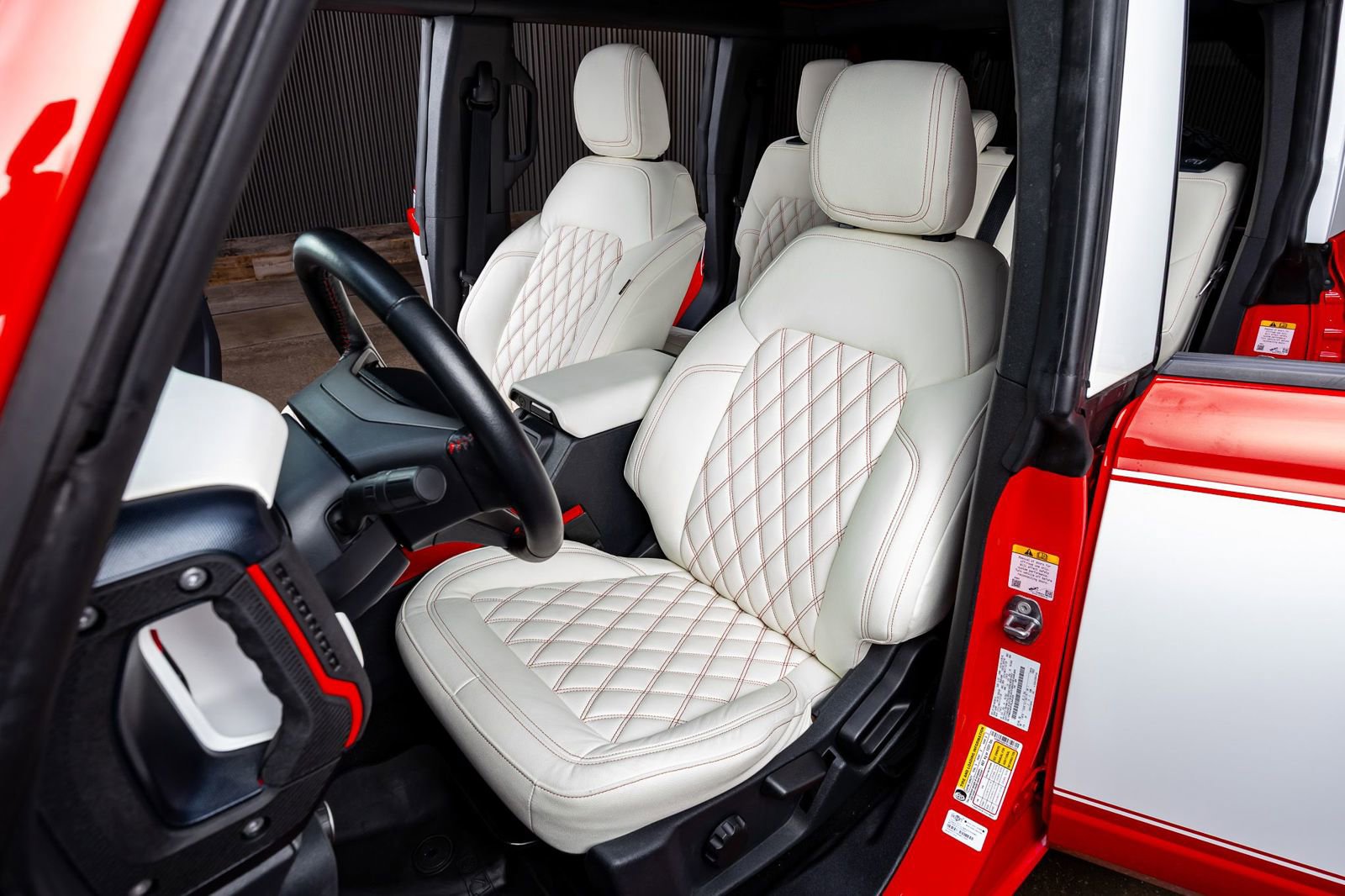 Used 2023 Ford Bronco Heritage Edition AWD/4WD image 27