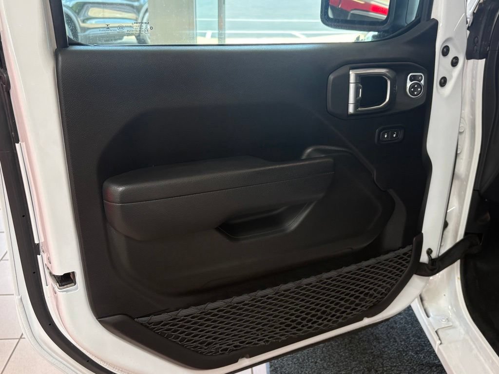 Used 2022 Jeep Wrangler Unlimited Sport AWD/4WD image 13