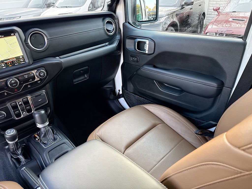 Used 2023 Jeep Wrangler Unlimited Sahara image 26