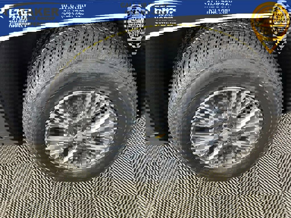 New 2026 Chevrolet Traverse LT w/ LPO, Floor Liner Package image 33