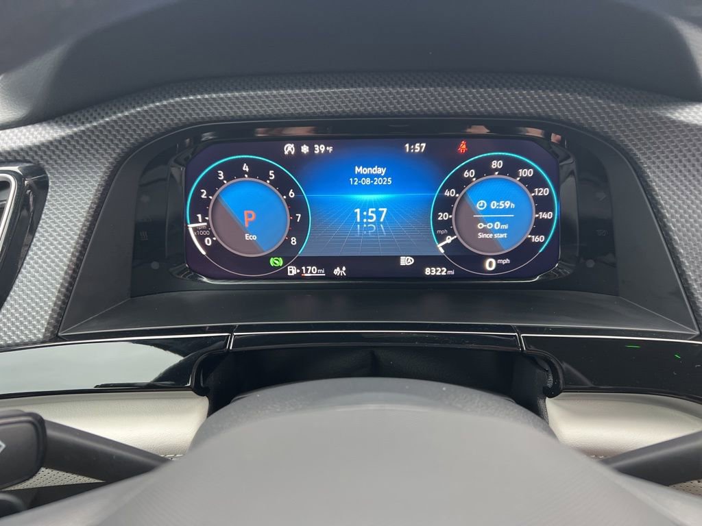 Used 2025 Volkswagen Atlas Cross Sport SEL Premium R-Line image 17