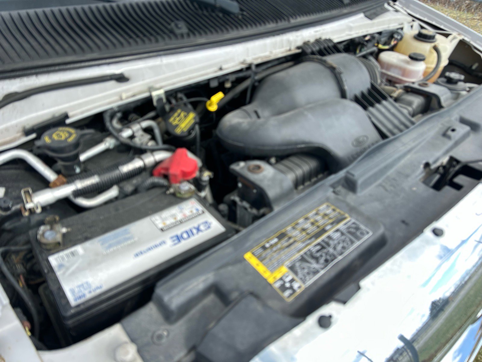 Used 2011 Ford E-350 and Econoline 350 XLT RWD image 14