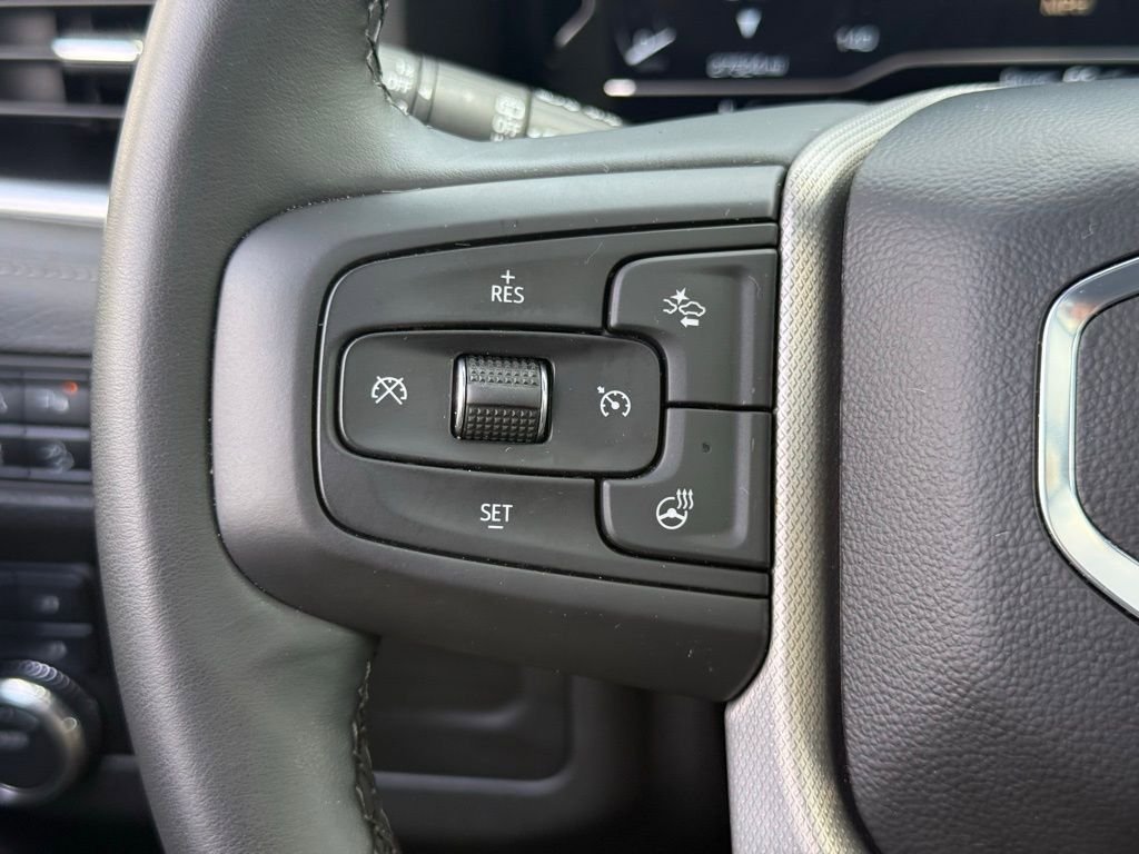 Used 2024 GMC Yukon Denali AWD/4WD image 33