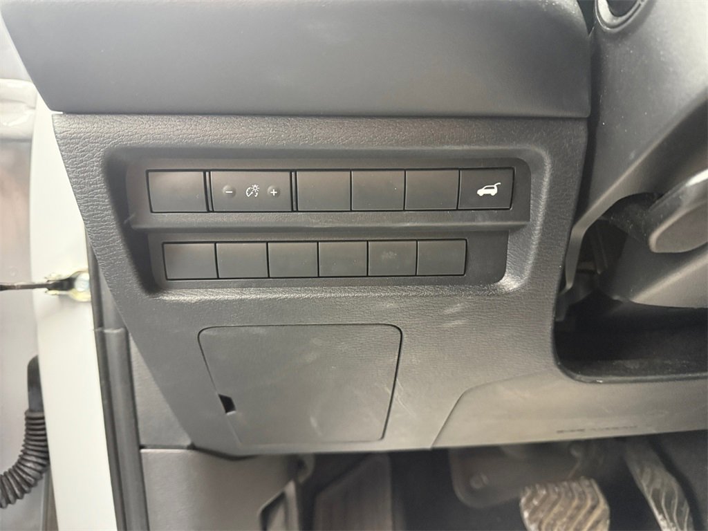 Used 2022 Mitsubishi Outlander SE image 36