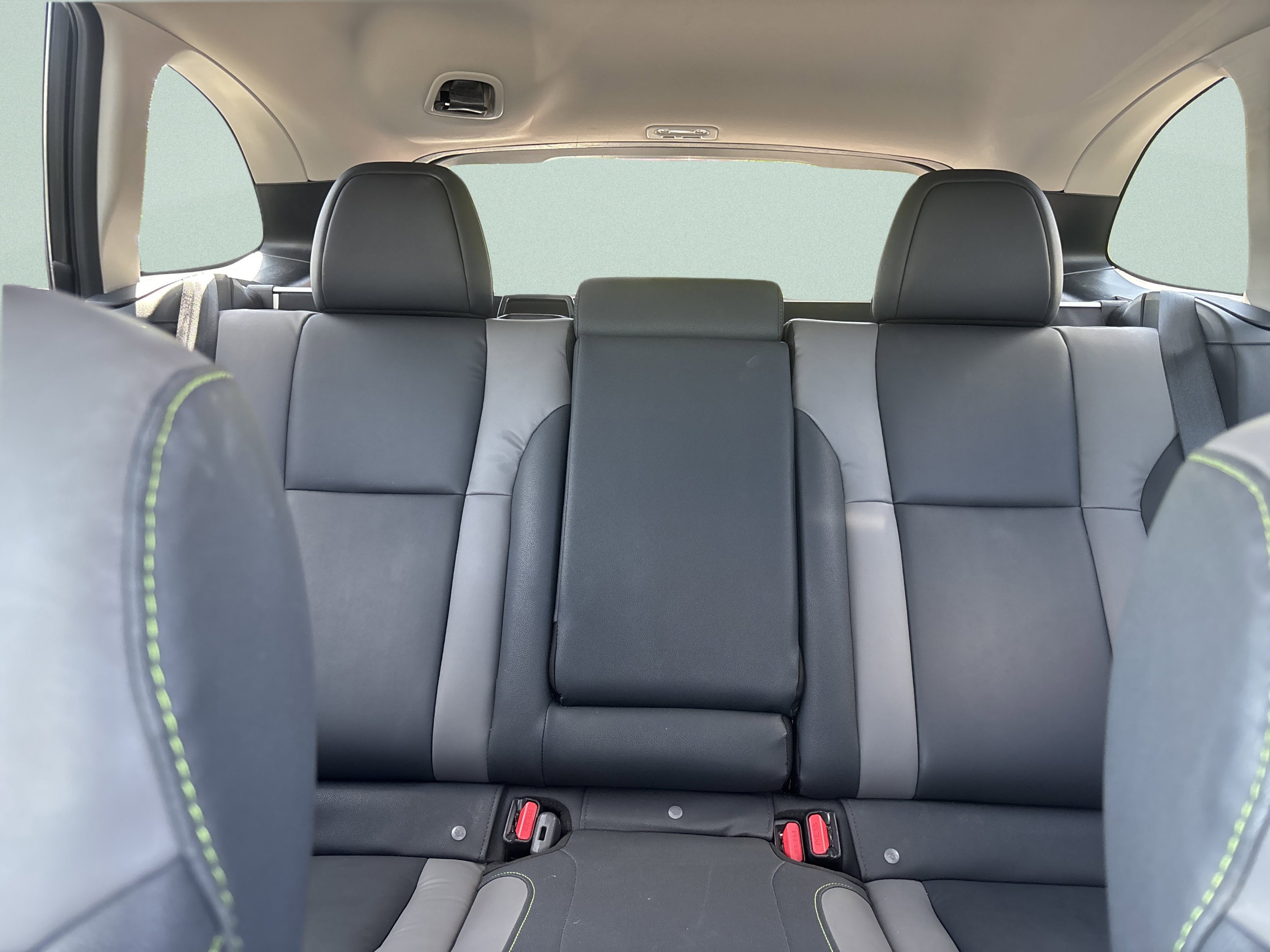 Used 2025 Subaru Outback Onyx Edition AWD/4WD image 18