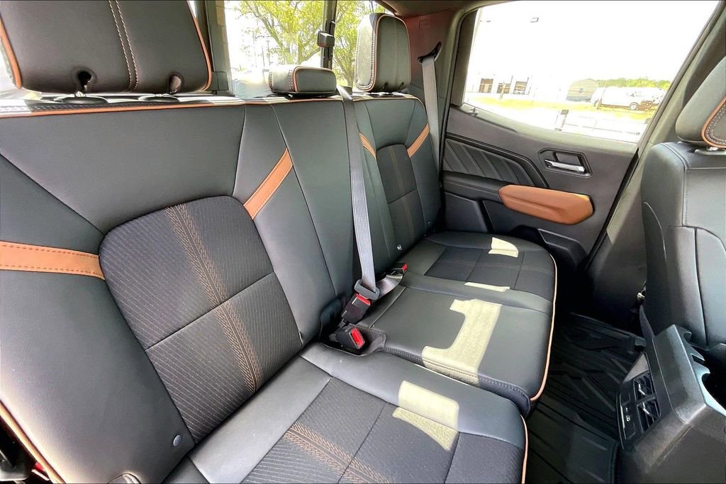 Used 2026 GMC Canyon AT4 AWD/4WD image 22
