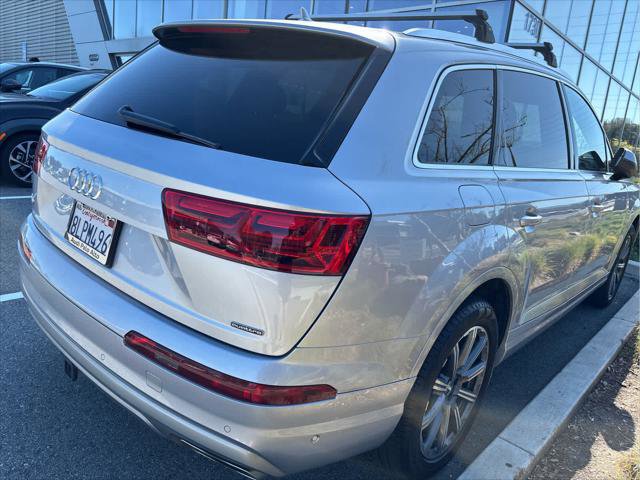 Used 2019 Audi Q7 3.0T Premium Plus image 3