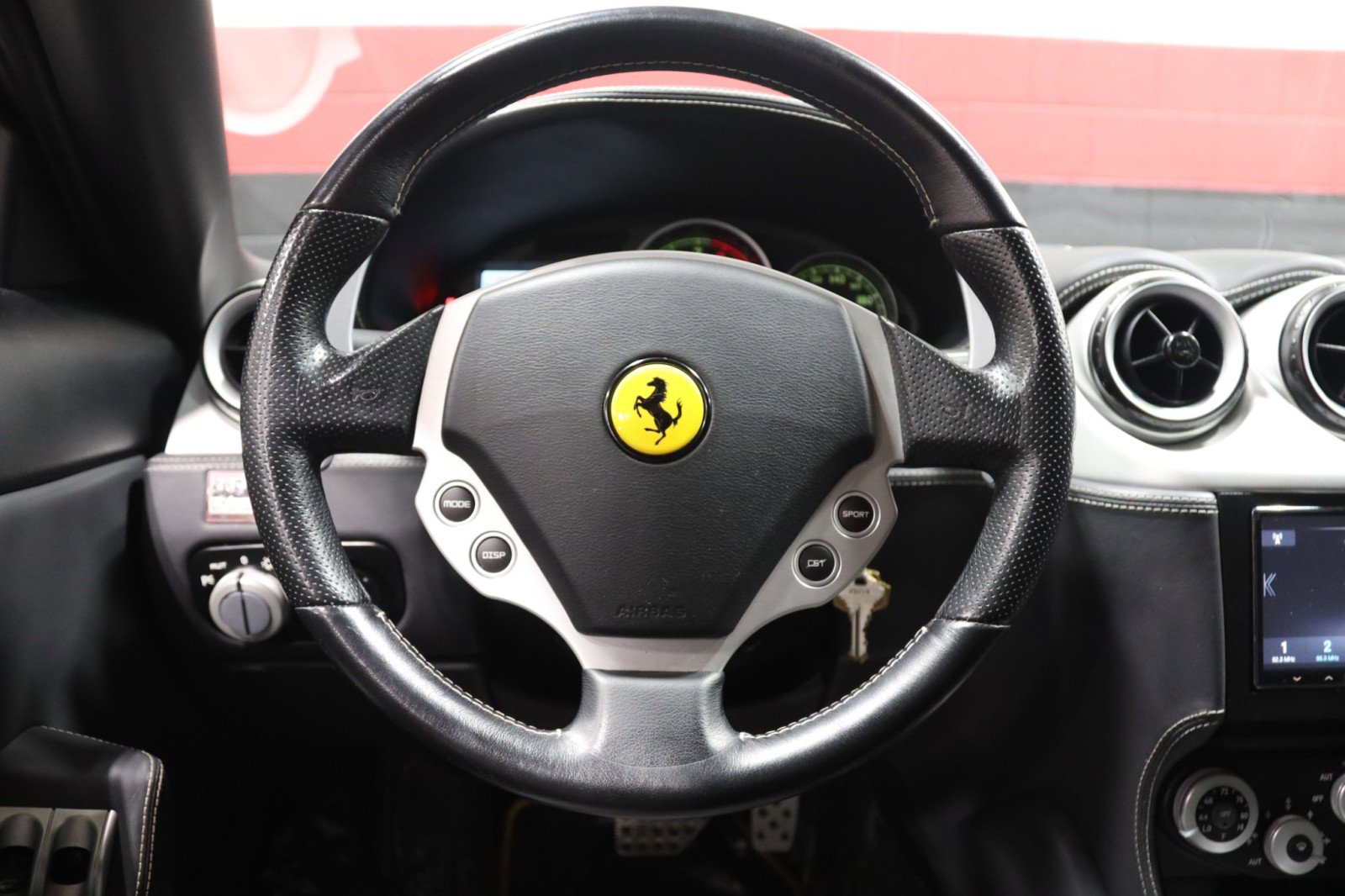 Used 2005 Ferrari 612 Scaglietti RWD image 67