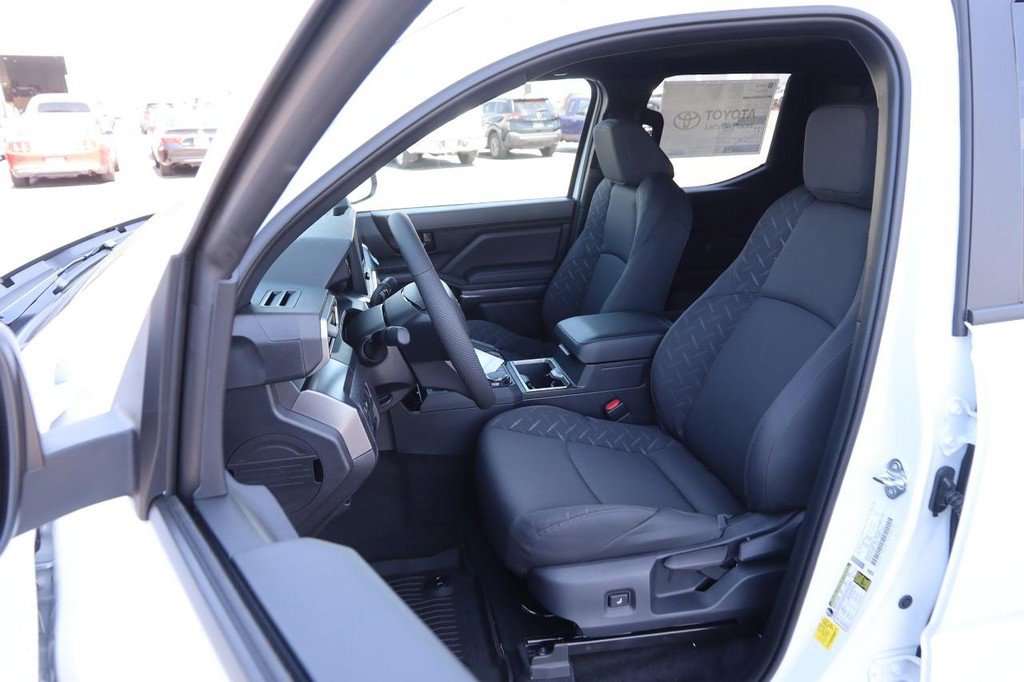 New 2026 Toyota Tacoma SR5 AWD/4WD image 8