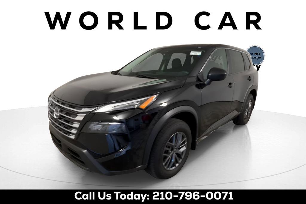 Used 2024 Nissan Rogue S image 6