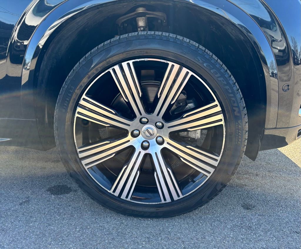 Certified 2024 Volvo XC90 T8 Ultimate w/ Protection Package Premier image 33