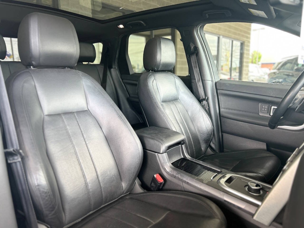 Used 2017 Land Rover Discovery Sport HSE AWD/4WD image 60