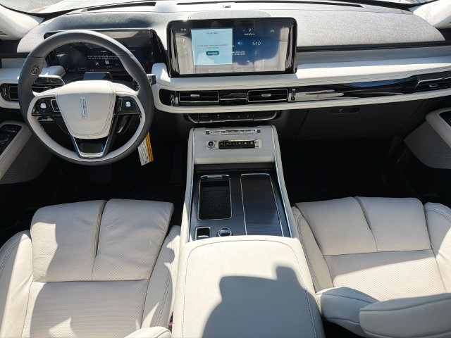 New 2027 Lincoln Aviator Reserve w/ Luxury Package RWD image 24