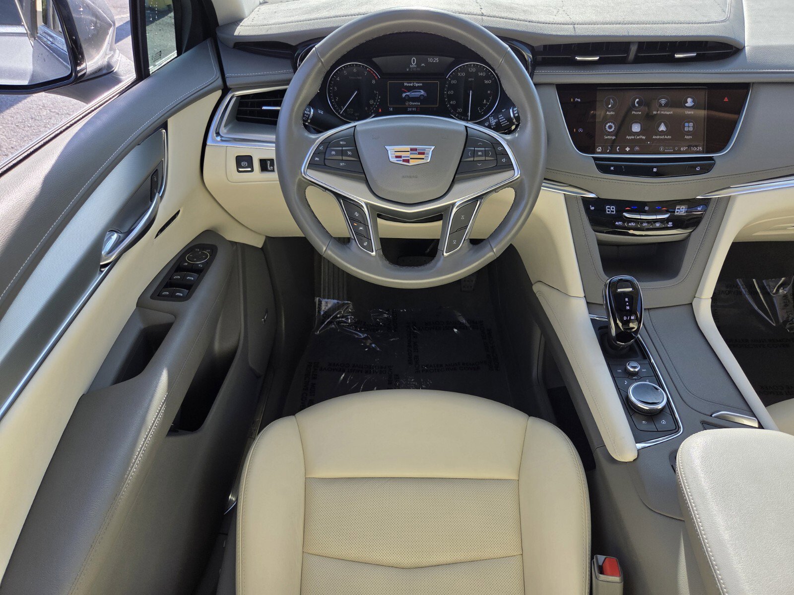 Used 2021 Cadillac XT5 Premium Luxury image 12