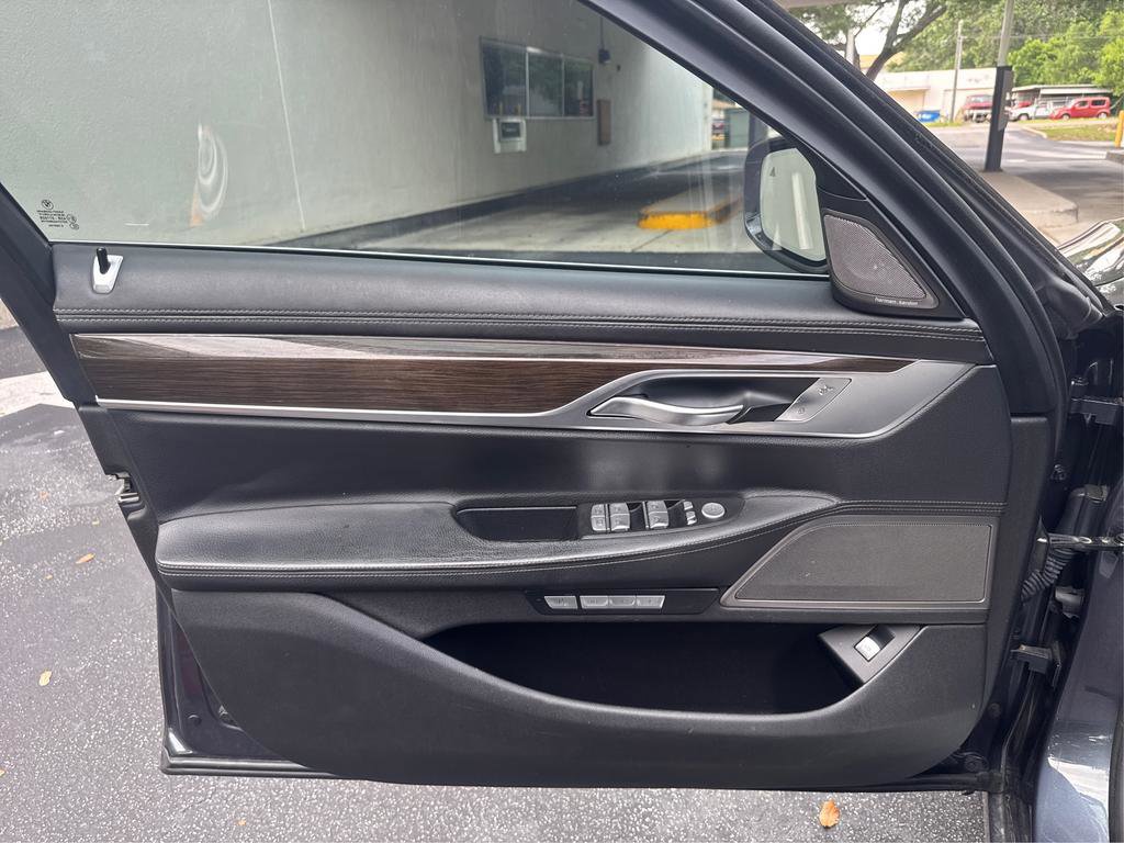 Used 2016 BMW 740i RWD image 20